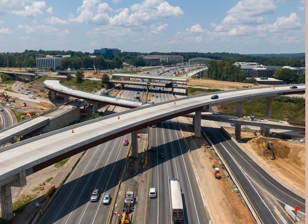 Construction of the new i-285 interchange at Ga. 400 will continue until the third quarter of 2022. (File photo by Hyosub Shin / Hyosub.Shin@ajc.com)