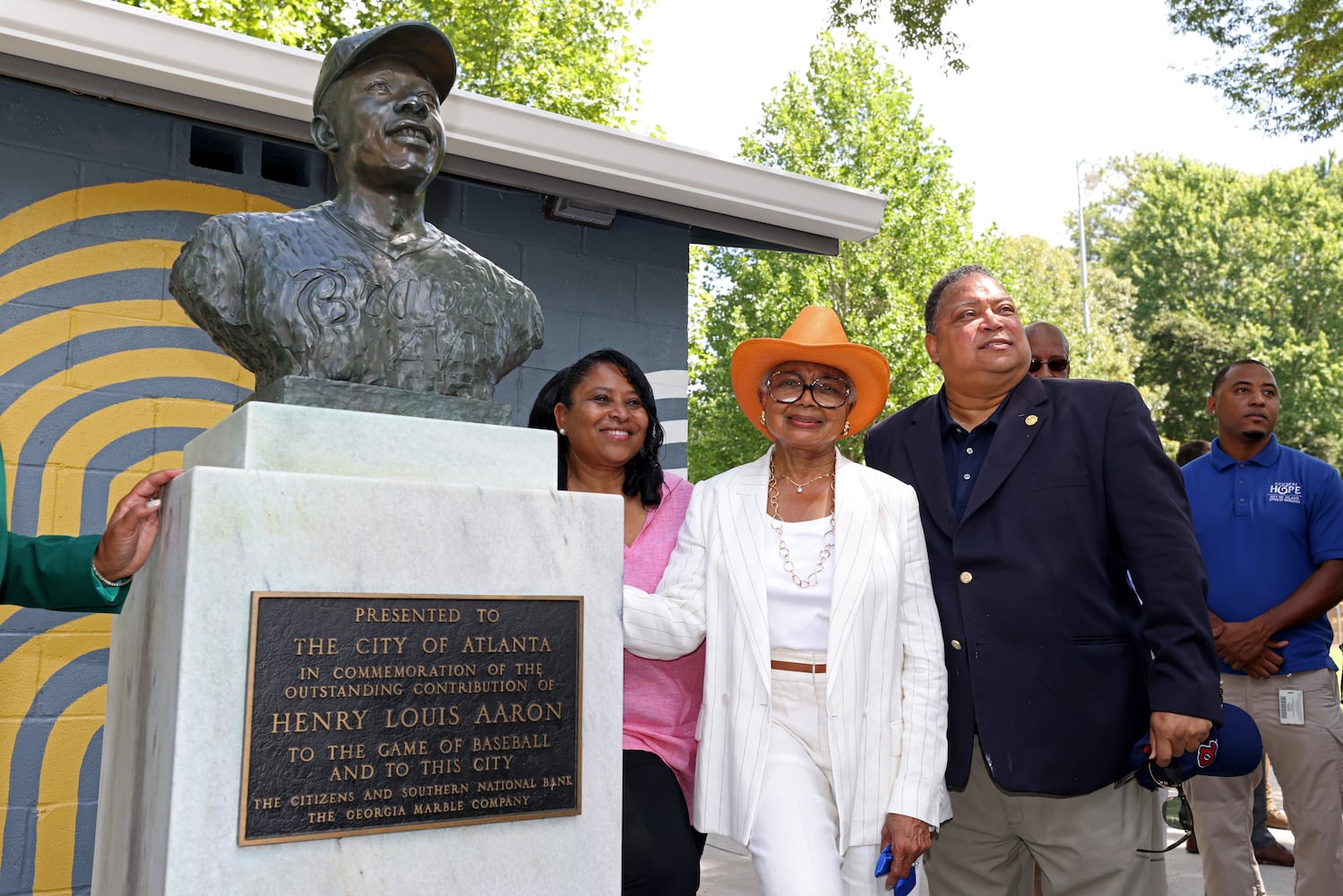 Hank Aaron park dedicated