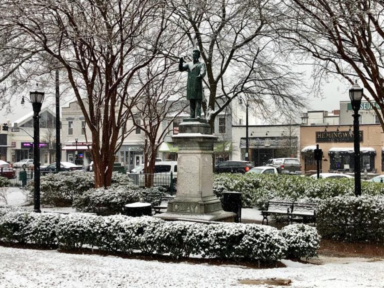 Snow is accumulating on the Marietta Square.