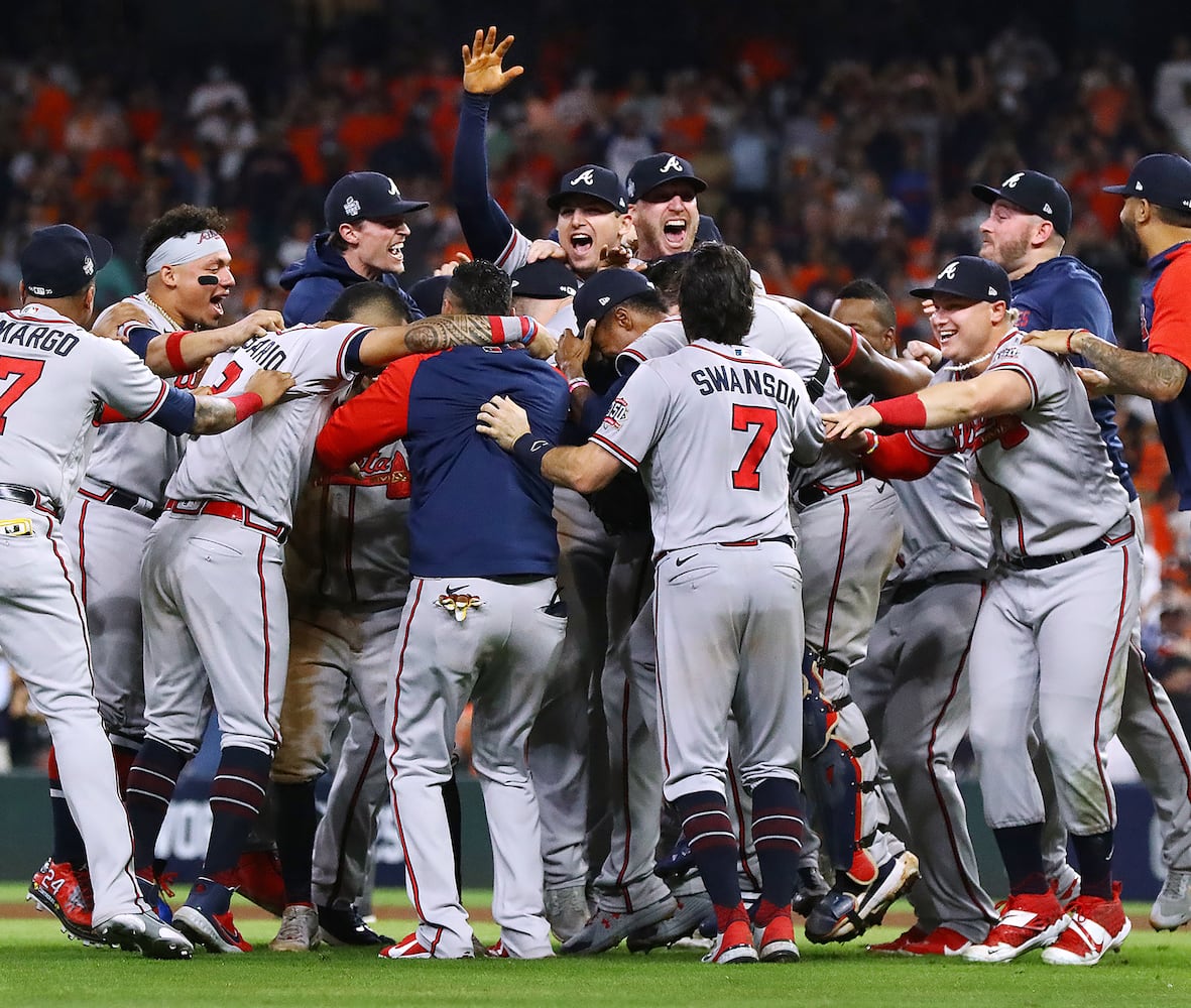 BRAVES SERIES PHOTO