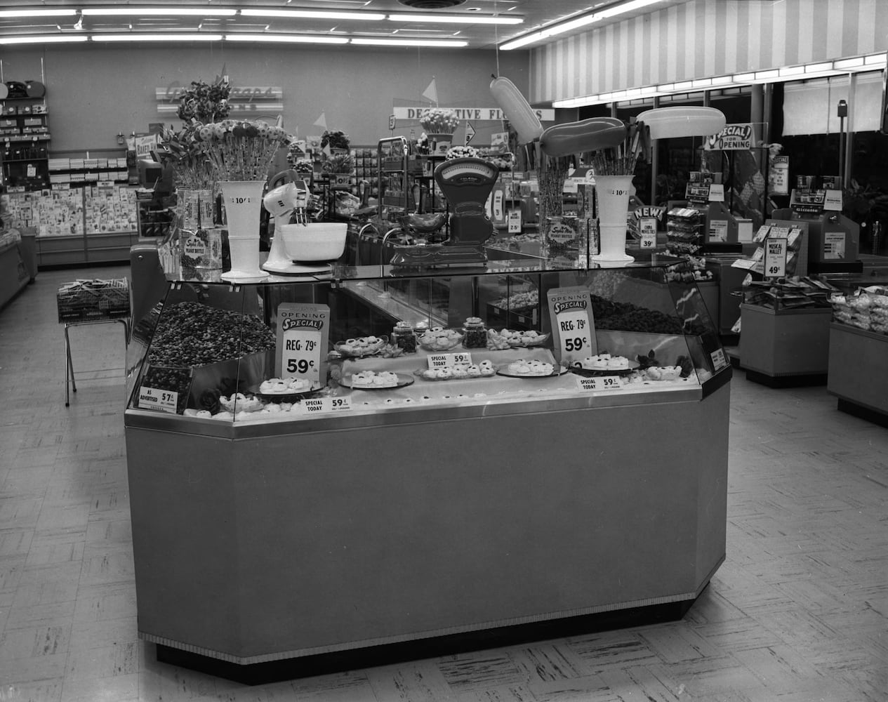 AJC Flashback Photos: K-mart and S.S. Kresge in Atlanta