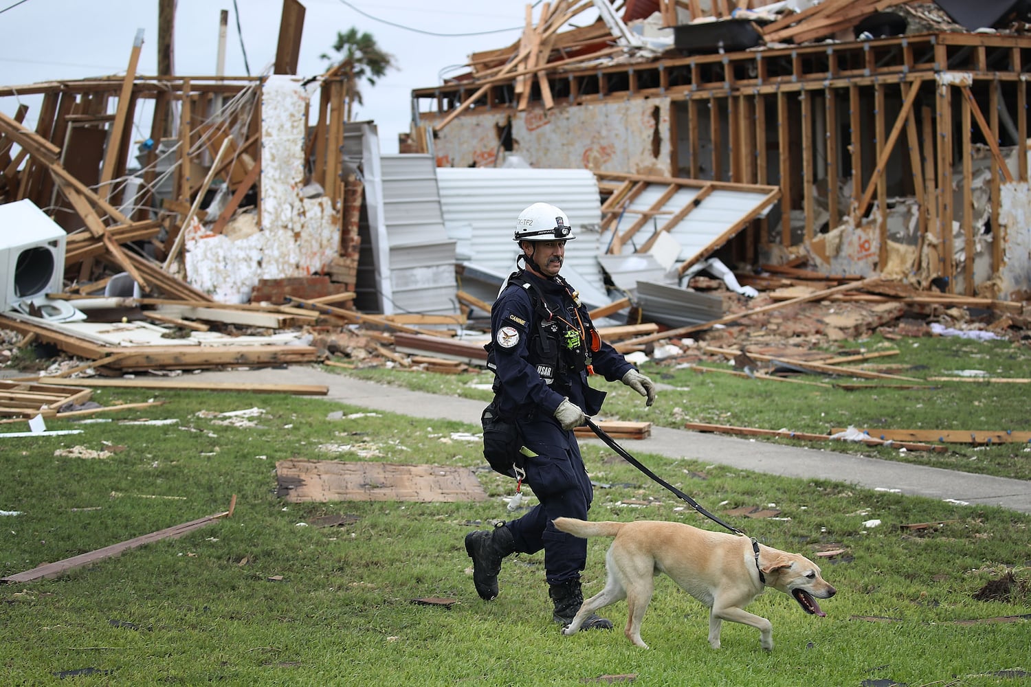 Devastation, flooding in Texas after Hurricane Harvey hits