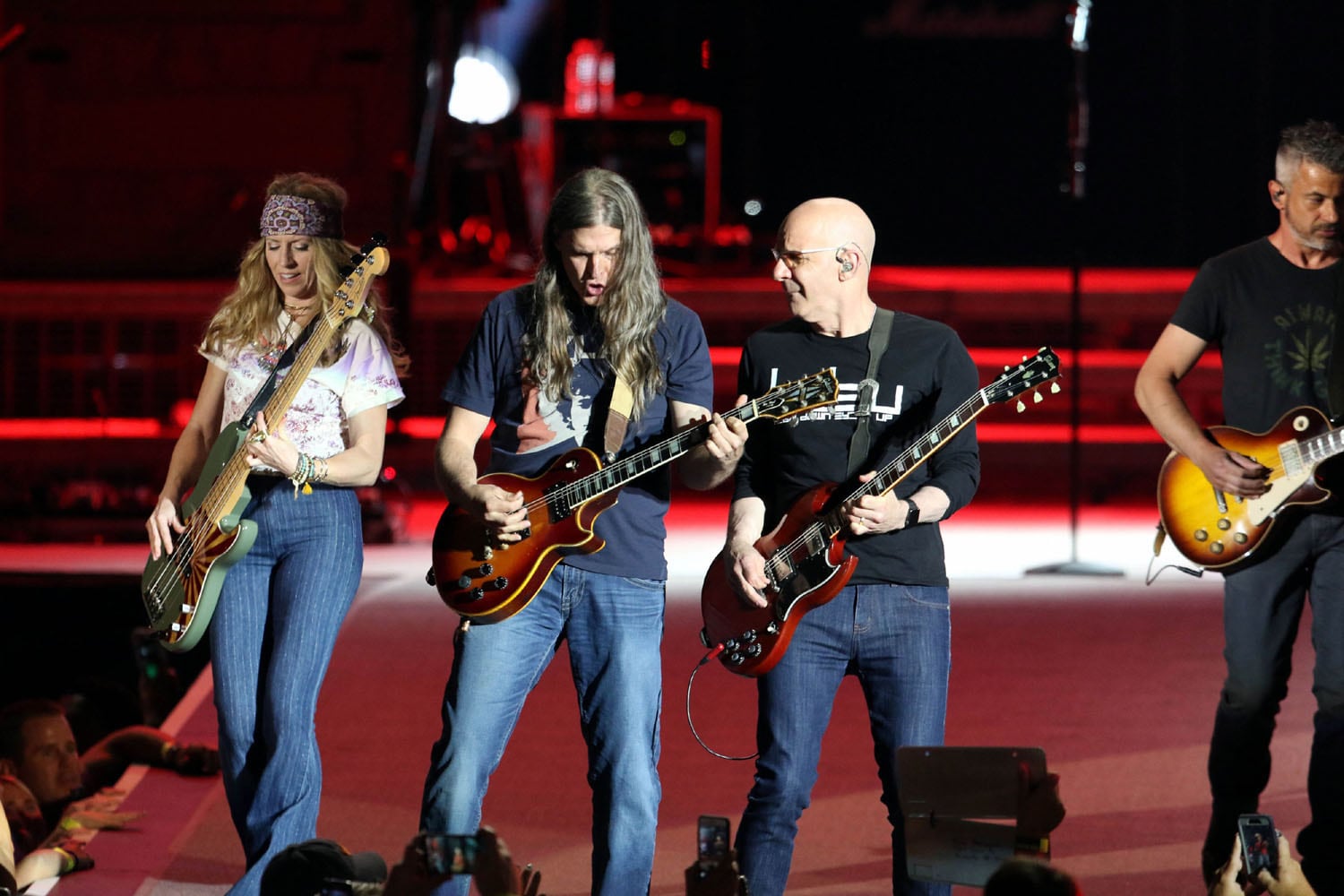 Kenny Chesney at Mercedes-Benz Stadium