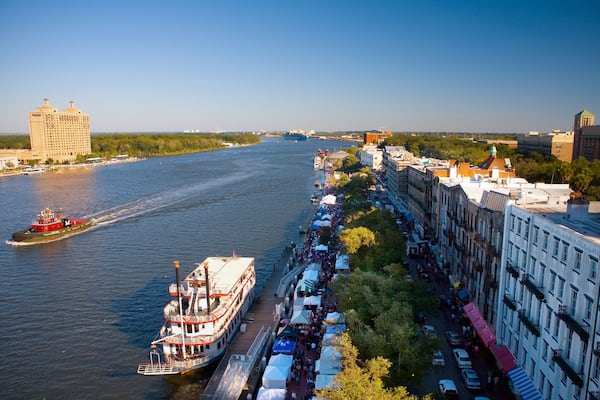 Alida Hotel in Savannah offers champagne at check-in and oversized windows for taking in the sites. Photo: Courtesy of Alida Hotel