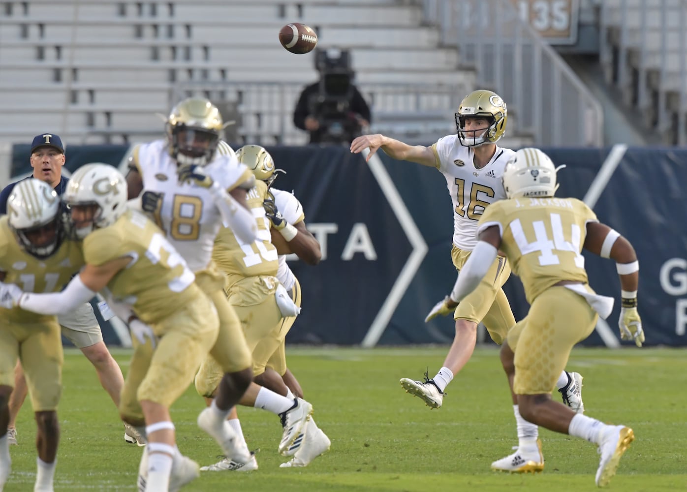 Photos: Jackets play football spring game