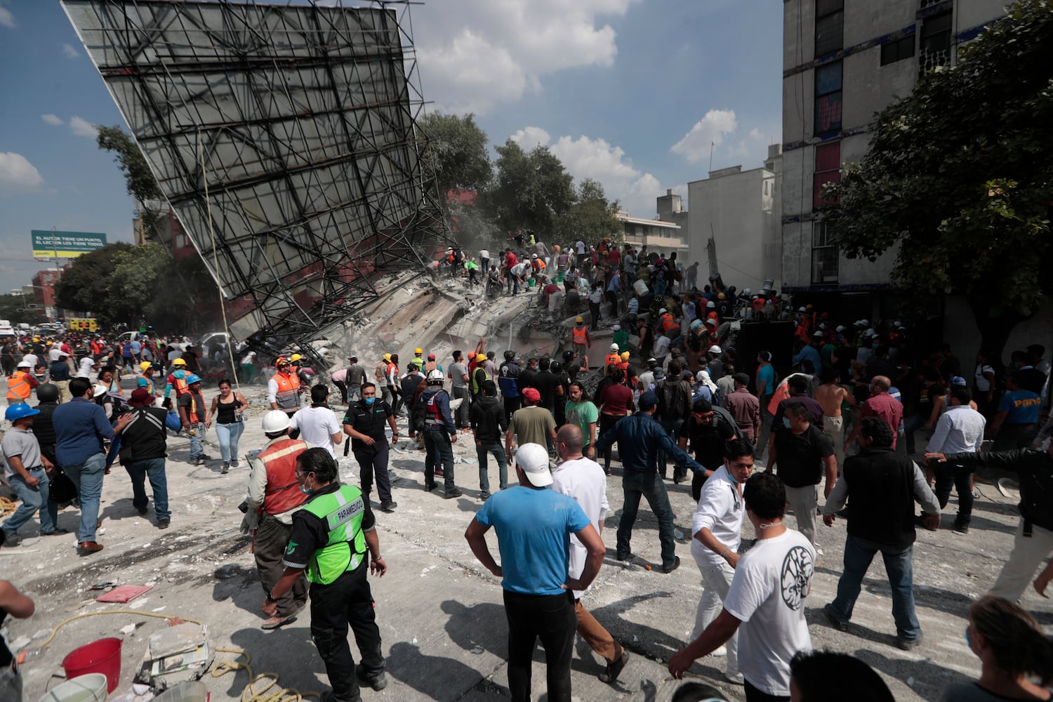 Photos: Major earthquake strikes Mexico City