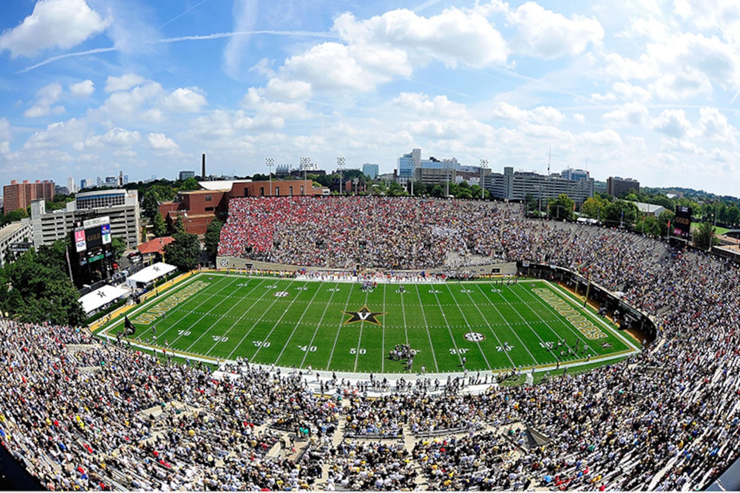 Vanderbilt Stadium, Vanderbilt