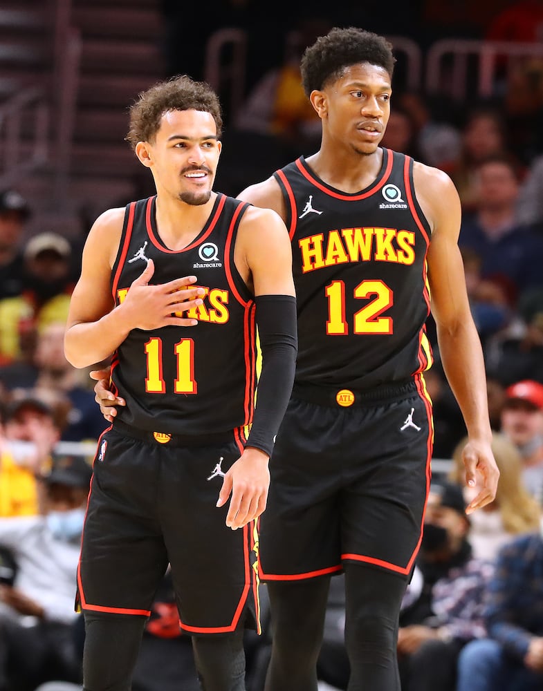 HAWKS PHOTO 