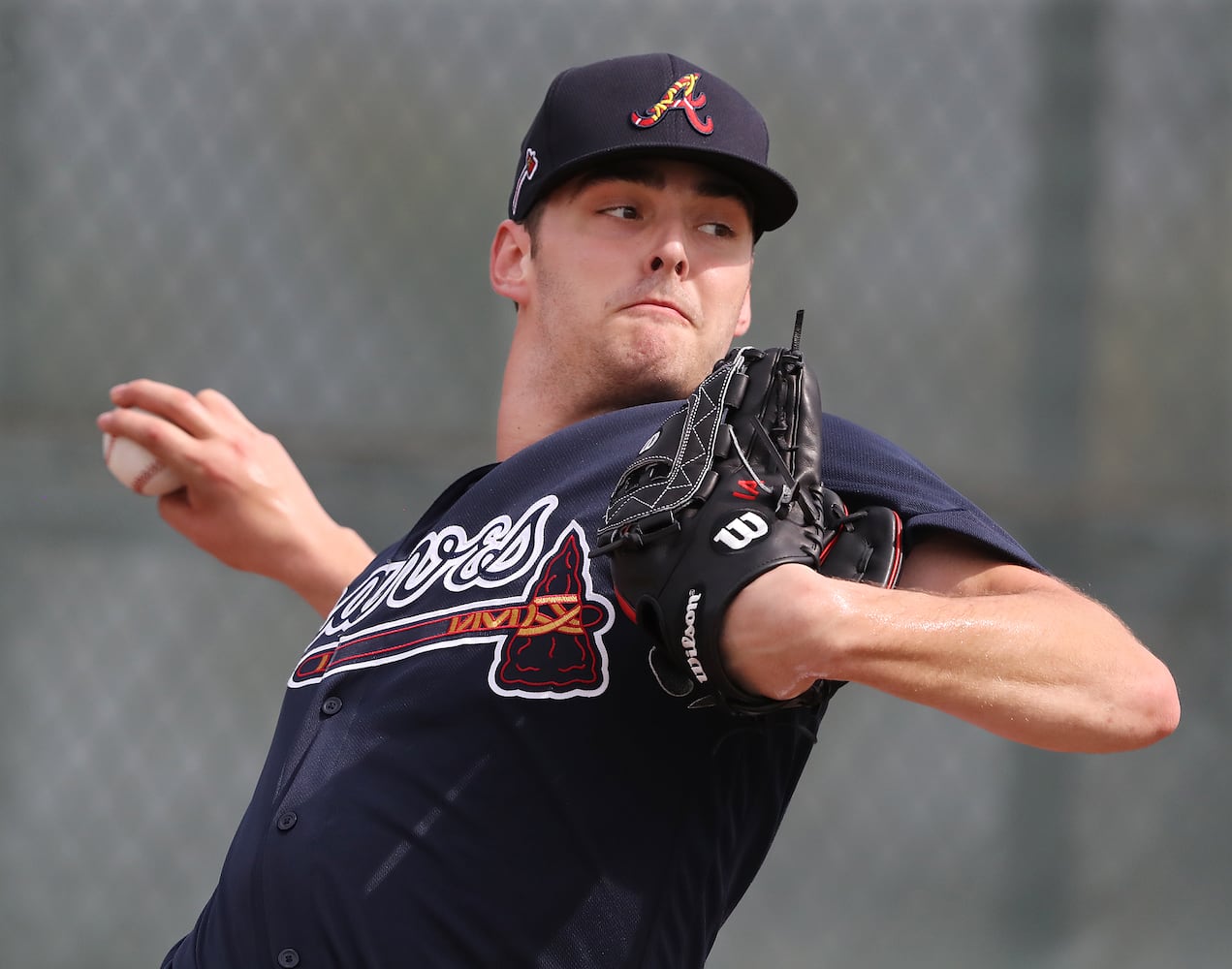 Photos: Braves loosening up at spring training