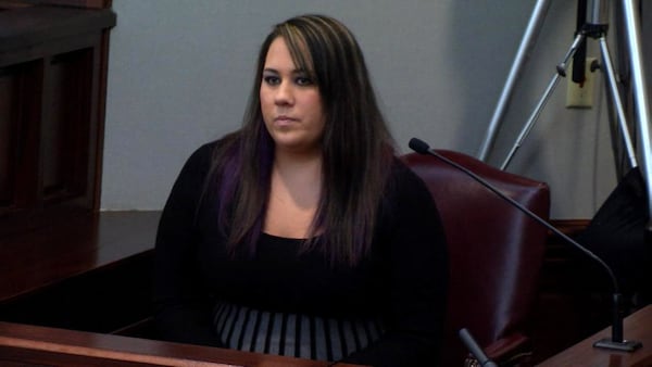 Jacqueline Robledo testifies at the Justin Ross Harris murder trial, at the Glynn County Courthouse in Brunswick, Ga., on Monday, Oct. 17, 2016. Robledo described her online chats with Ross Harris on the app Kik. Another unnamed witness -- not Robledo -- who testified the same day, said that she was 15 when she had online chats with Harris. (screen capture via WSB-TV)