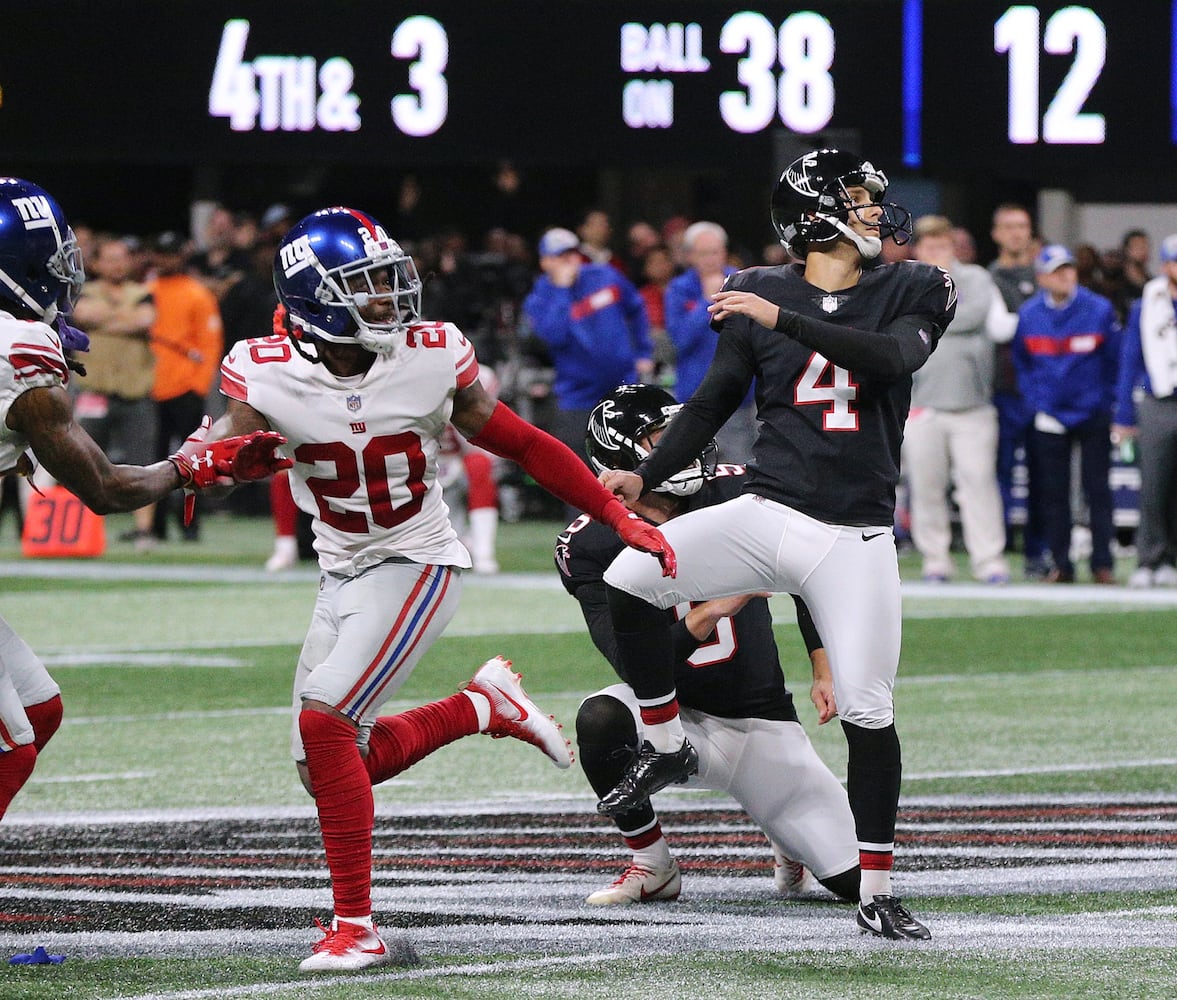 Photos: Falcons down Giants on Monday Night Football