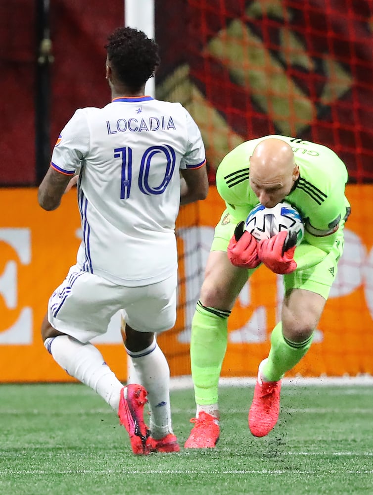 Photos: Atlanta United wins home opener