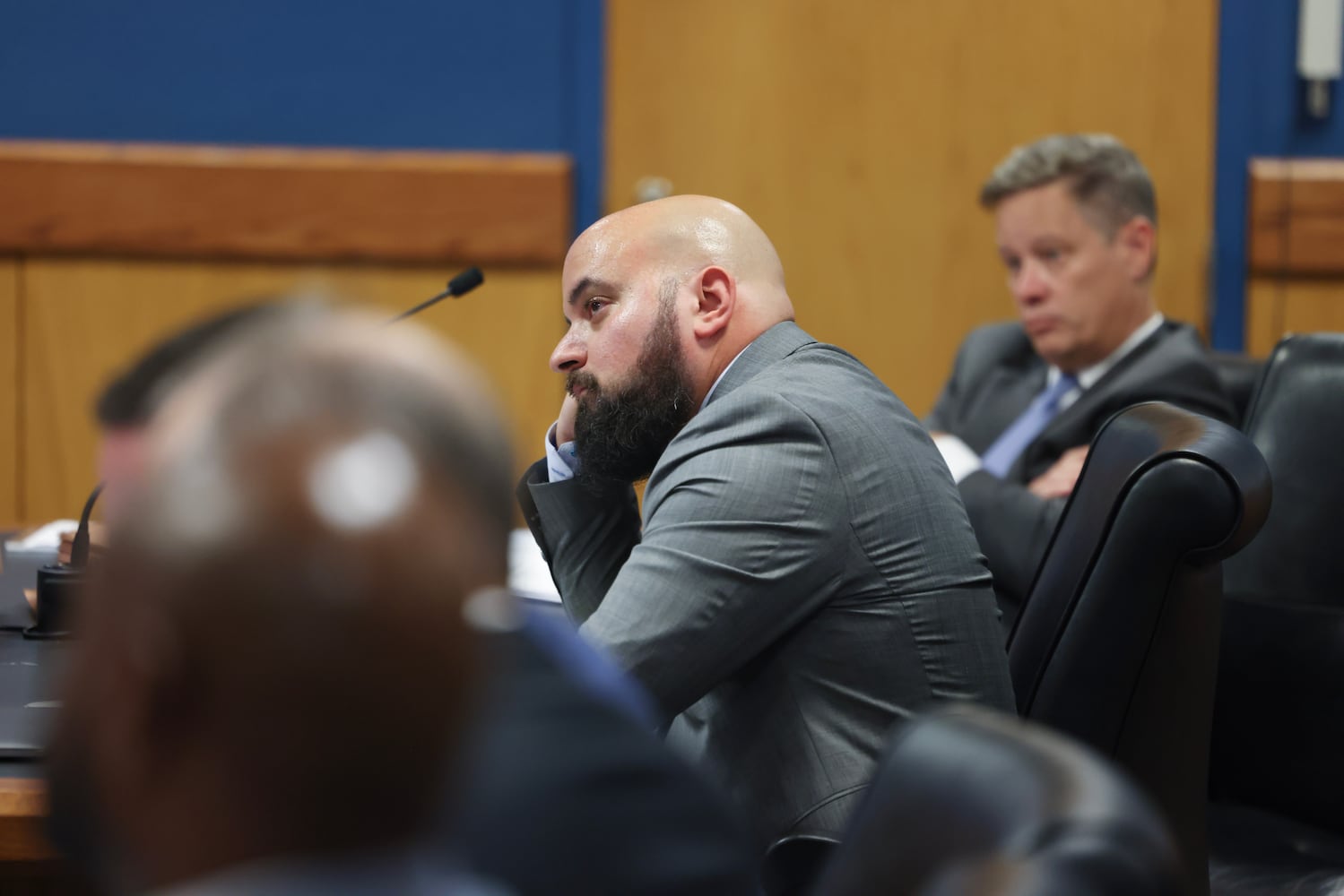 Attorney Scott Grubman (left), representing Ken Chesebro, listens to arguments as Fulton County Superior Judge Scott McAfee hears motions from attorneys representing Ken Chesebro and Sidney Powell in Atlanta on Wednesday, Sept. 6, 2023.  (Jason Getz / Jason.Getz@ajc.com)