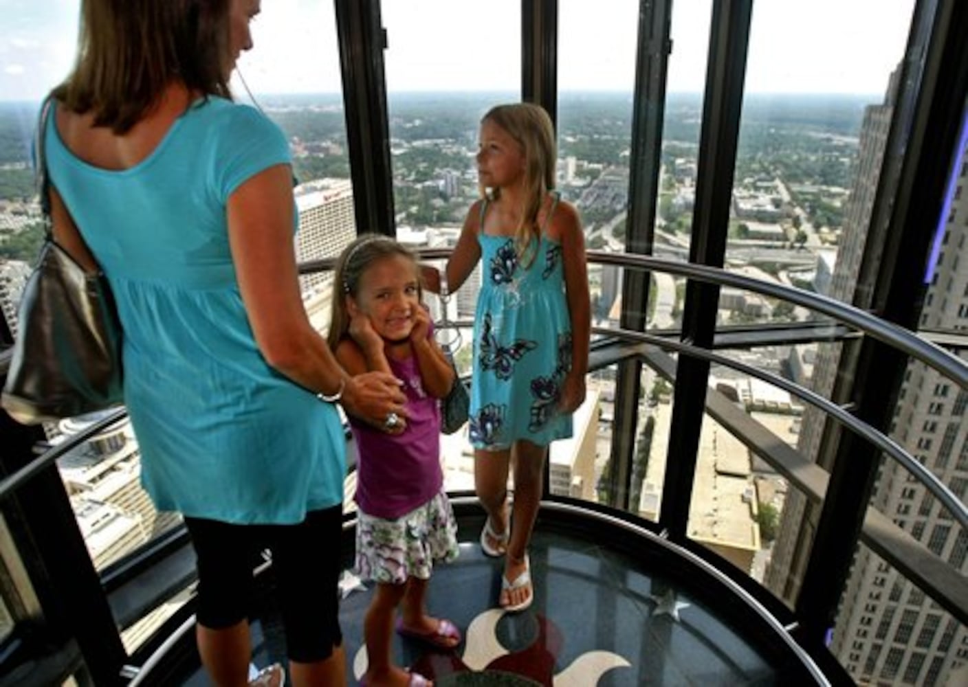 Westin Peachtree Plaza's scenic elevator reopens