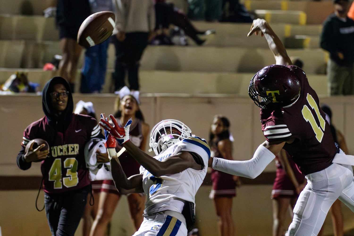 Chamblee's Jess Nsele goes for a reception during their game against Tucker, October 6, 2023. (Jamie Spaar for the Atlanta Journal Constitution)