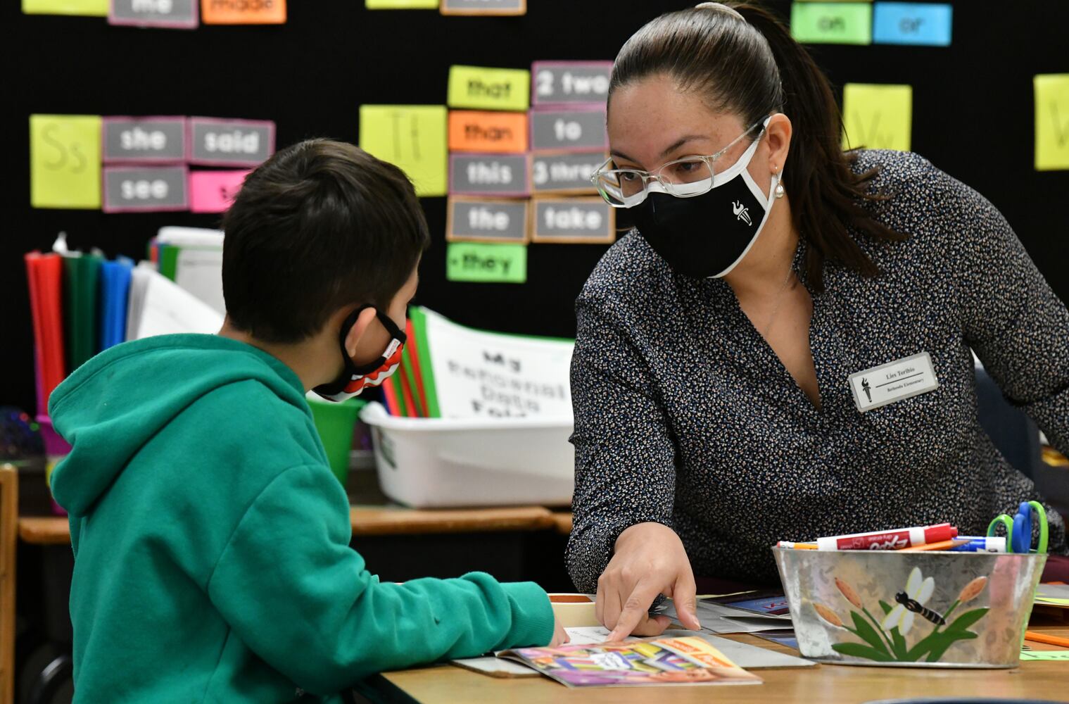 Gwinnett custodian goes from cleaning bathrooms to teaching classrooms