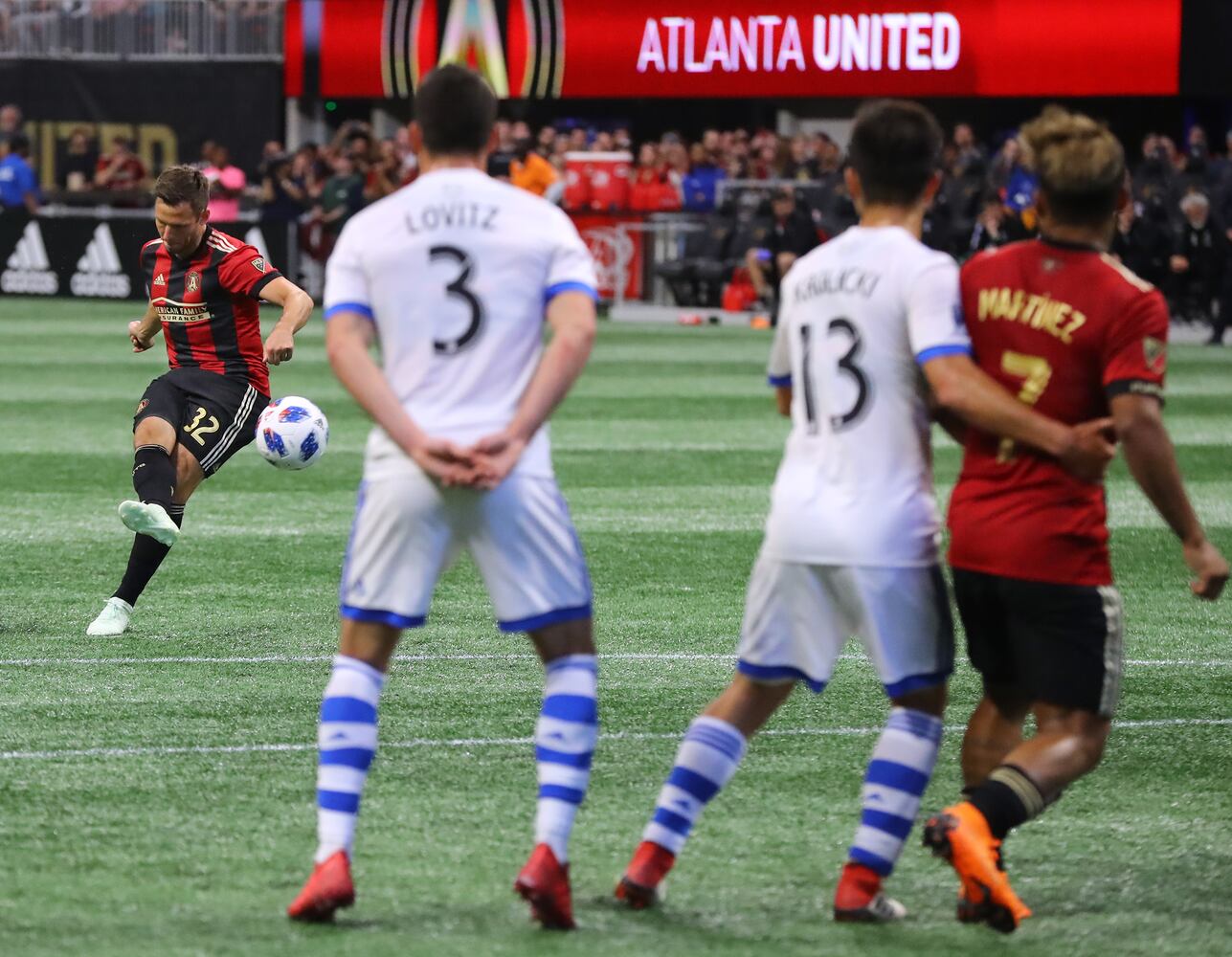 Photos: Atlanta United cruises past Montreal