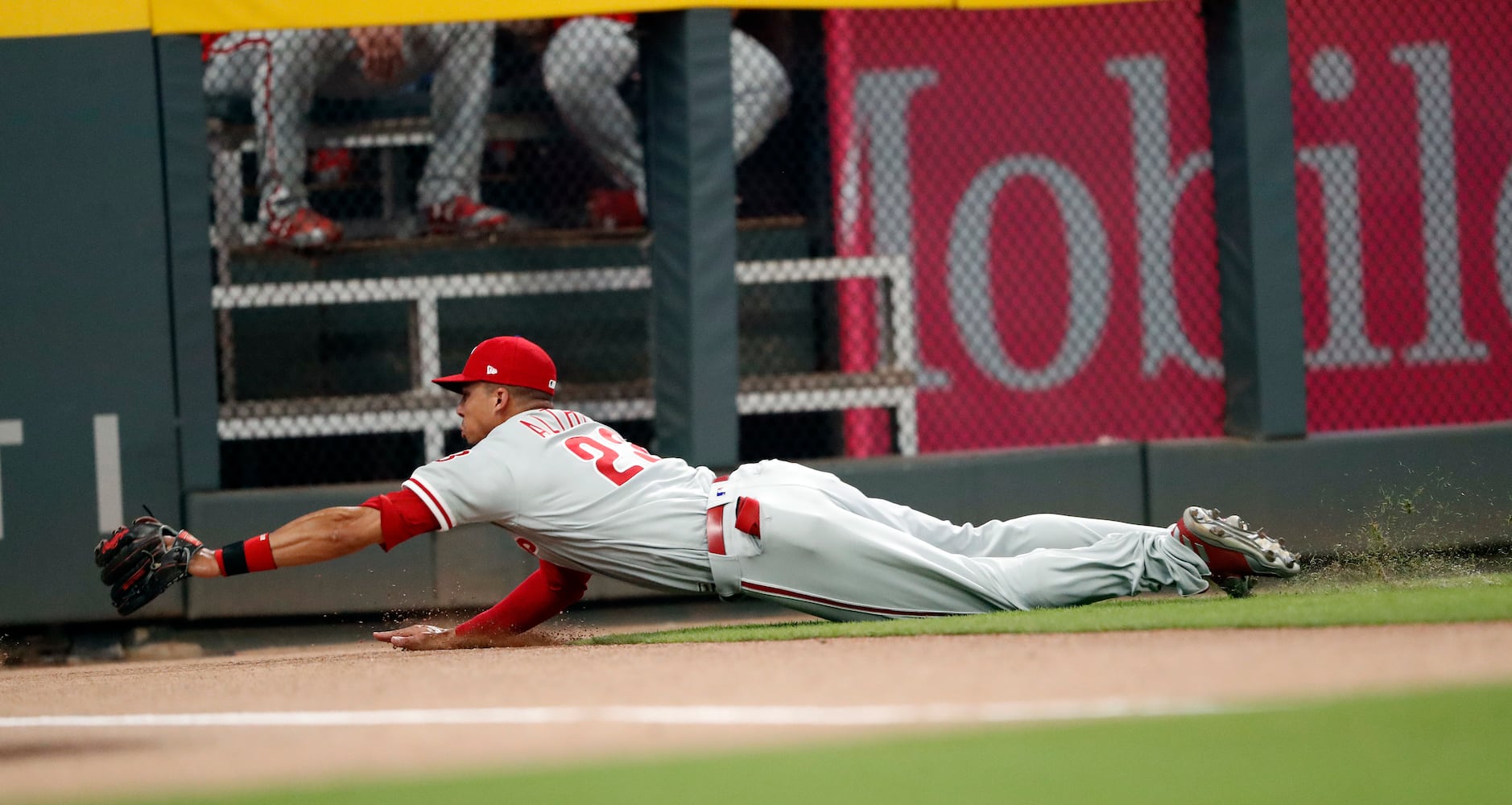 Photos: Braves open key series against Phillies