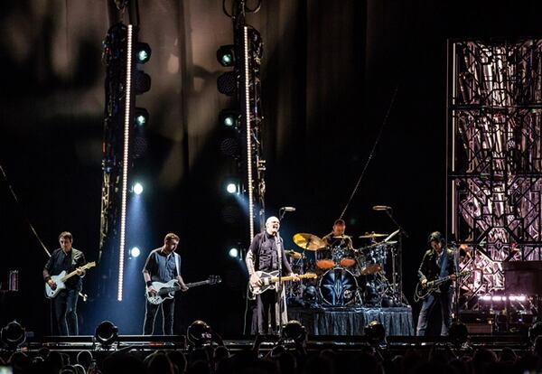 The arrival of guitarist James Iha on stage thrilled fans. Photo: Ryan Fleisher/Special to the AJC