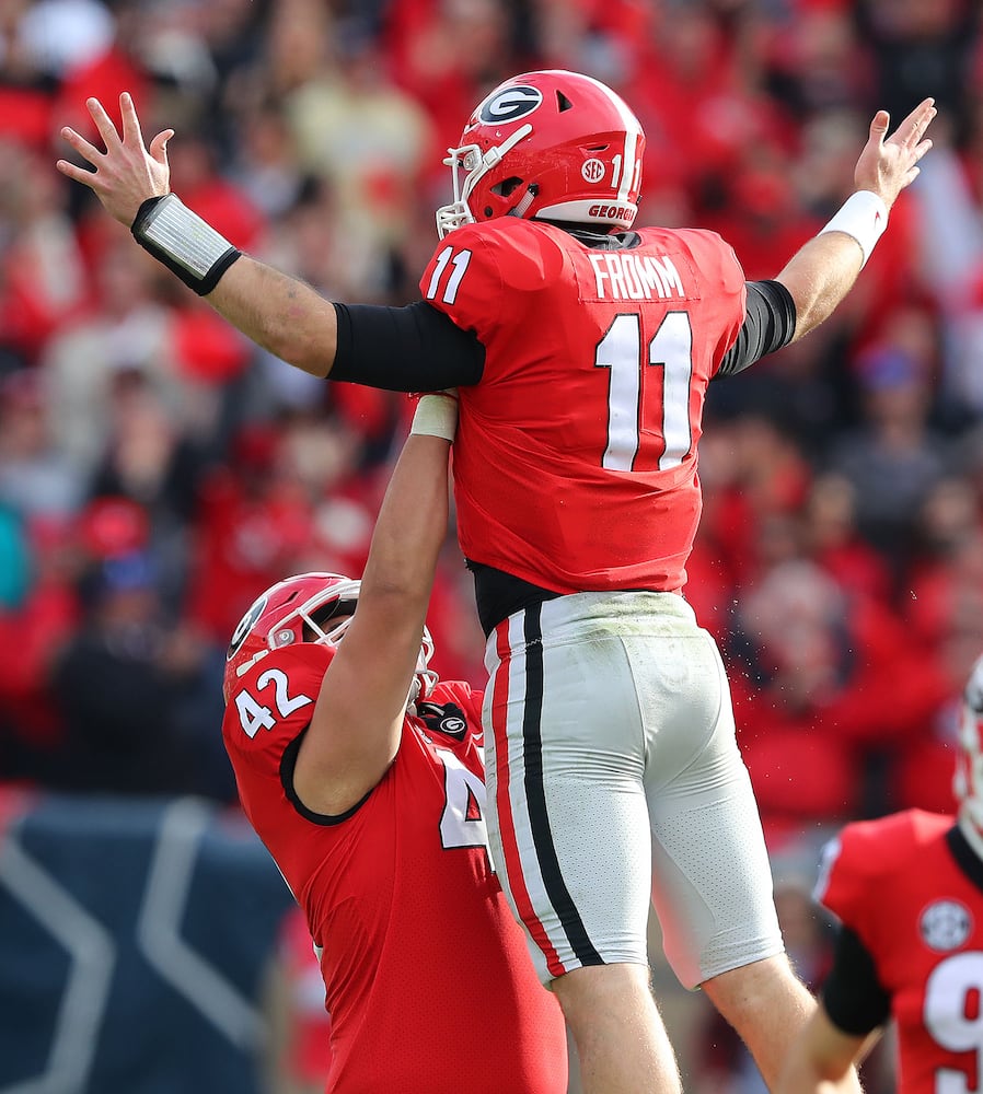 Photos: It’s Georgia in an easy win over Tech