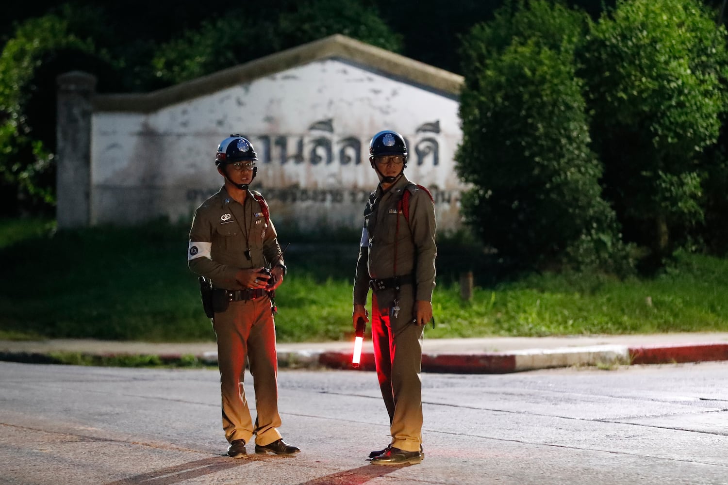 Photos: Rescuers work to free soccer team, coach trapped in Thai cave