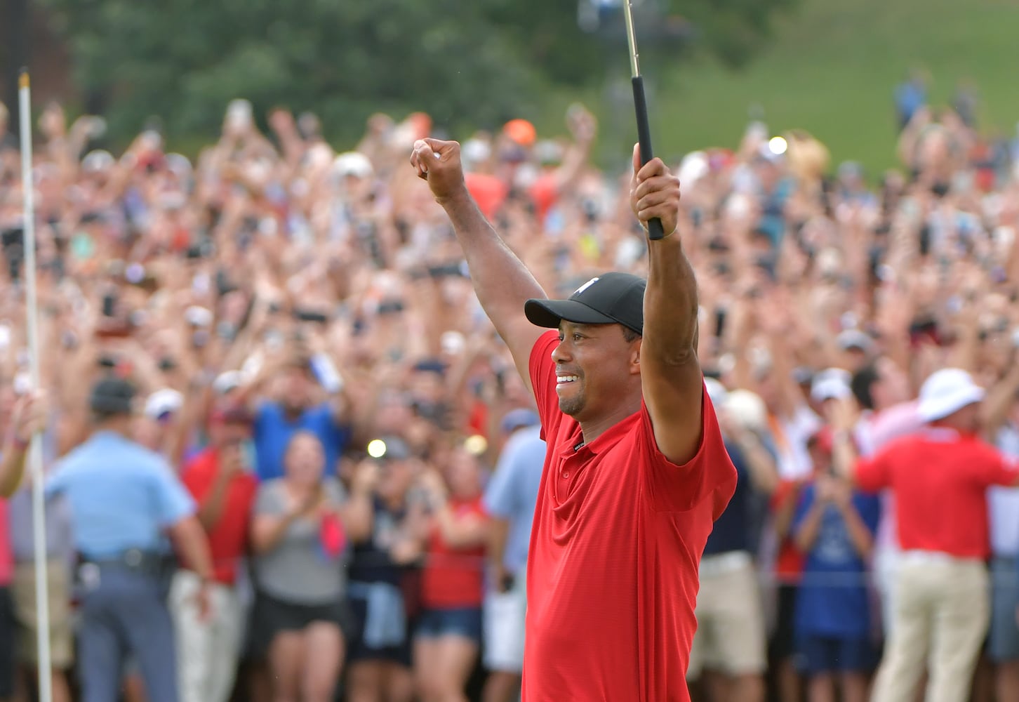 Photos: Woods’ comeback capped with Tour Championship win