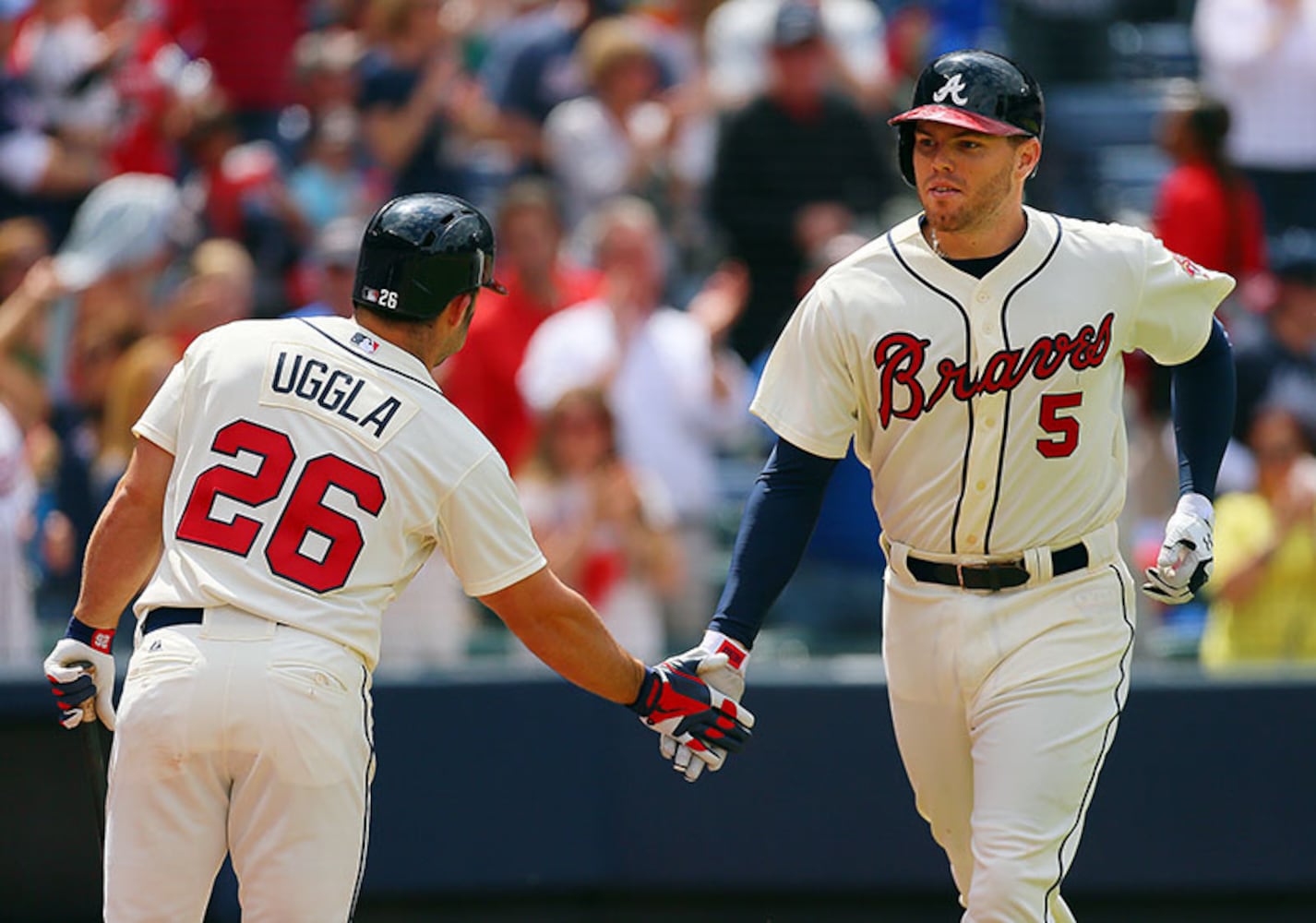 Braves' first baseman opens up to fans on Twitter