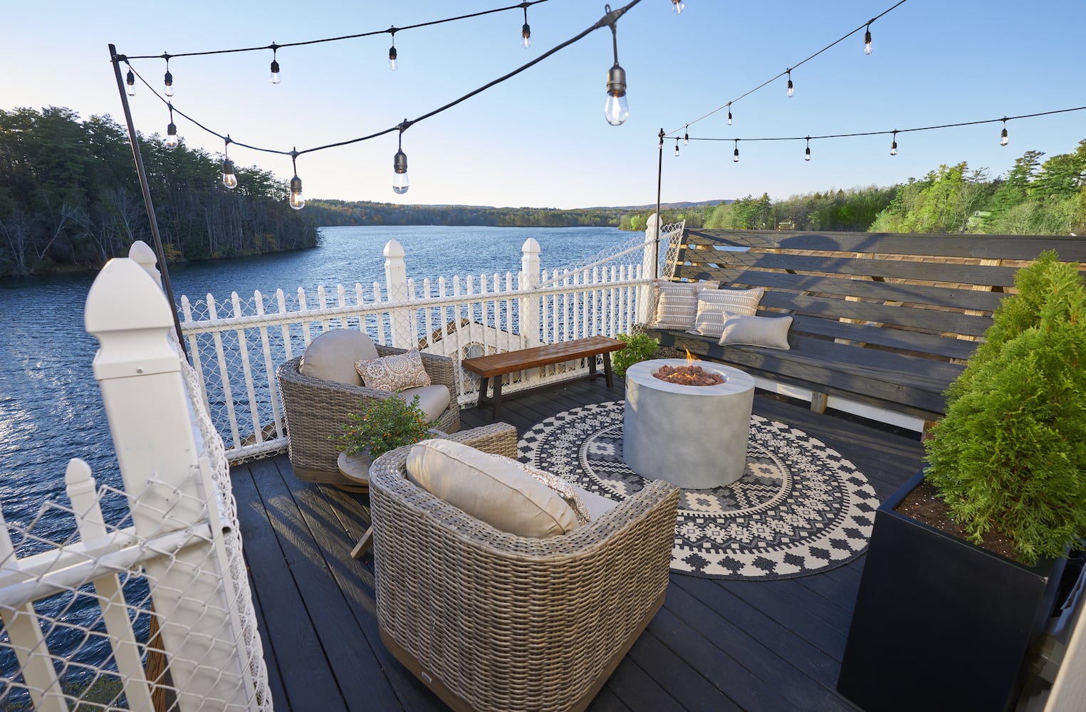 11-Home-Depot-Morning-Nook-Deck