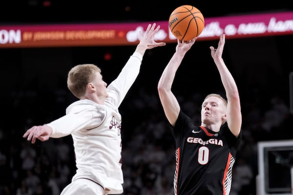 Georgia guard Blue Cain takes a shot during Tuesday night's game at Texas A&M.