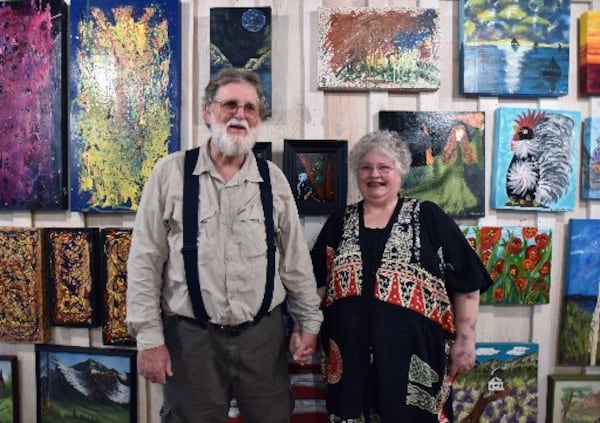 Rickey and Maxey at Maxey Folk Art in Gore, just outside Summerville. HYOSUB SHIN / HSHIN@AJC.COM