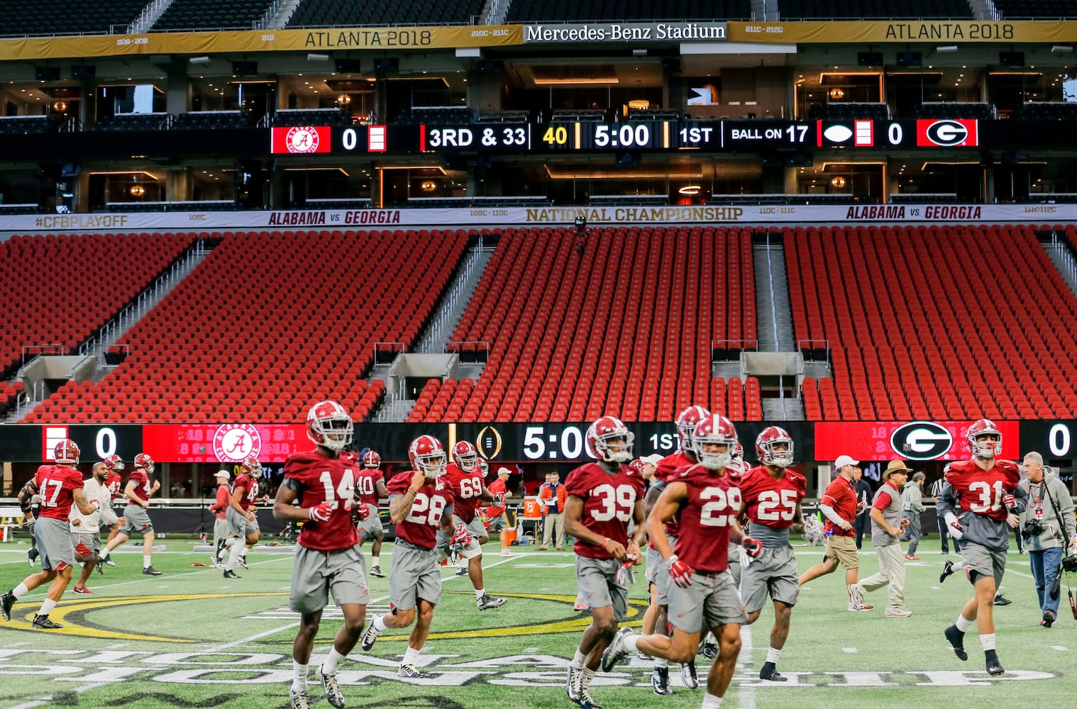 Photos: The scene as Georgia, Alabama prepare for national title game