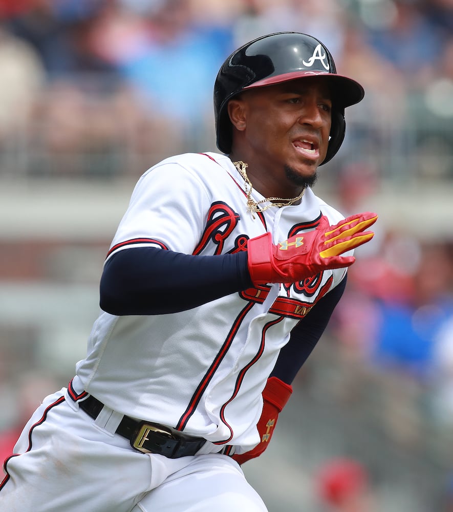 Photos: Braves collapse at home against Red Sox