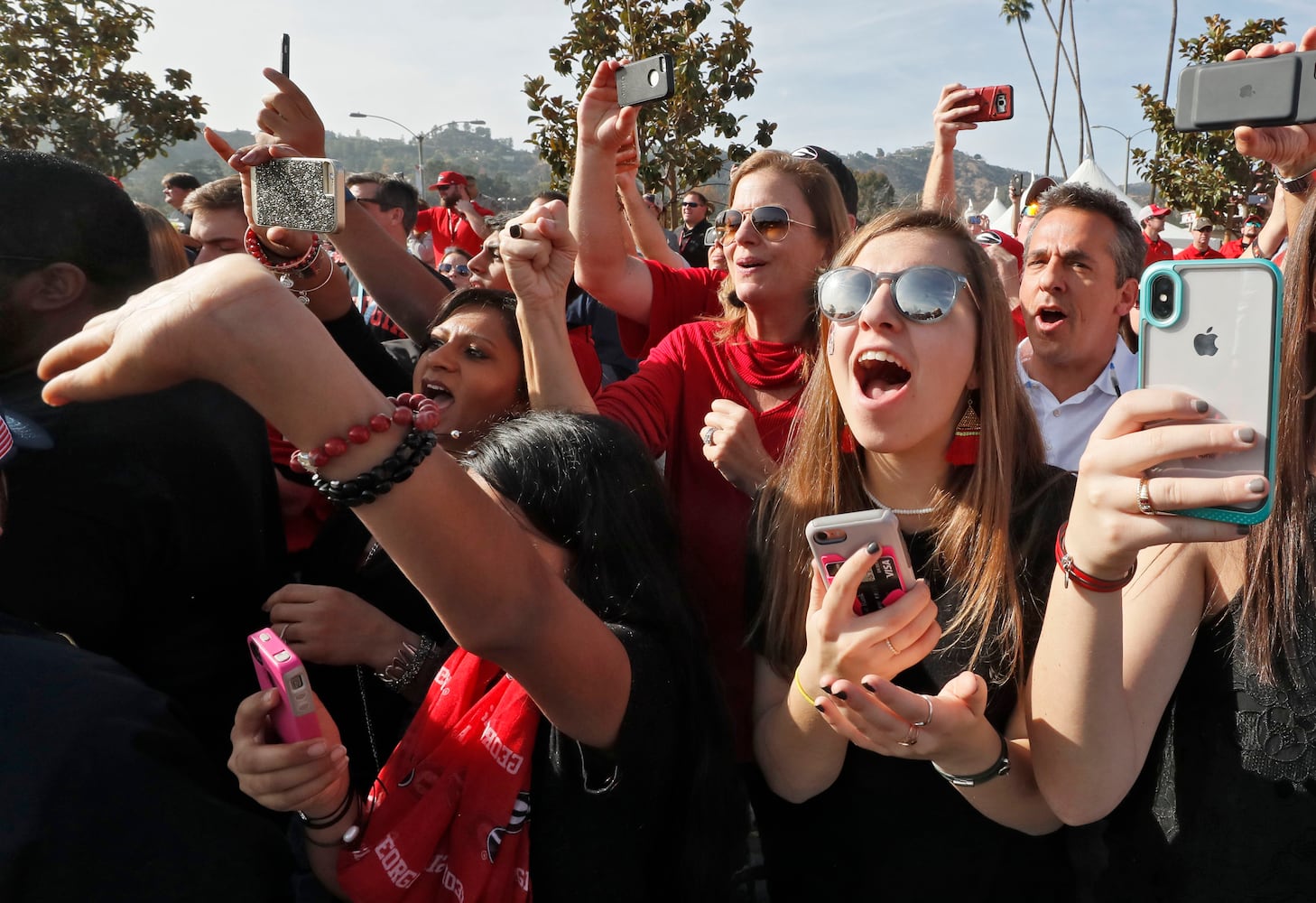 Photos: The scene at the Rose Bowl as Georgia plays Oklahoma