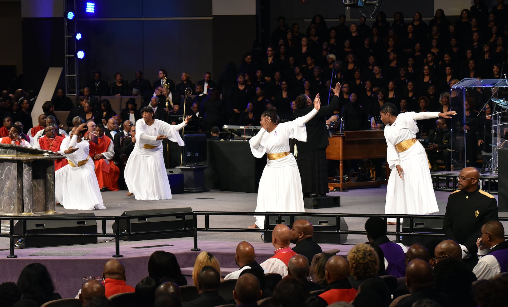 Mourners attend Bishop Eddie Long's funeral service