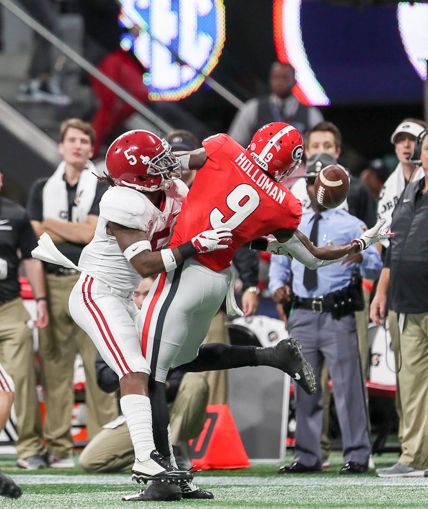 Photos: Bulldogs battle Alabama in SEC Championship game