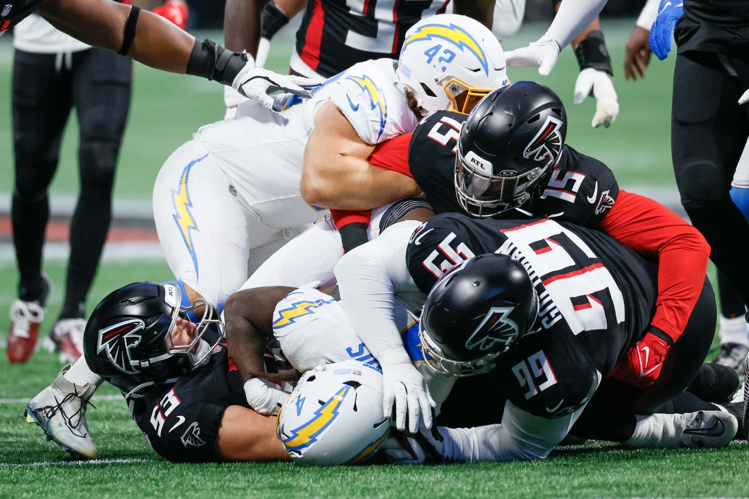 Atlanta Falcons vs Los Angeles Chargers