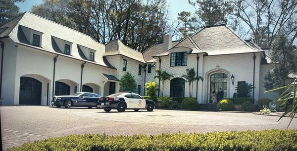 "Jackpot!" on Amazon features a Buckhead mansion masquerading as Machine Gun Kelly's home in Beverly Hills. AMAZON