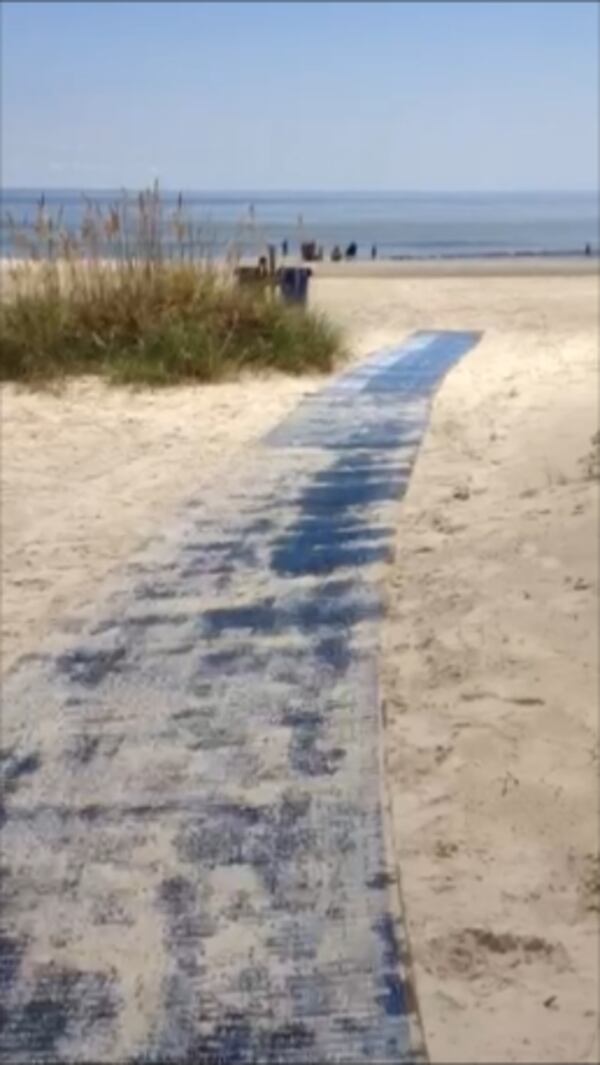 Another photo at Jekyll Island beach, taken after the Jekyll Island Authority took up Janis Richards' concerns.