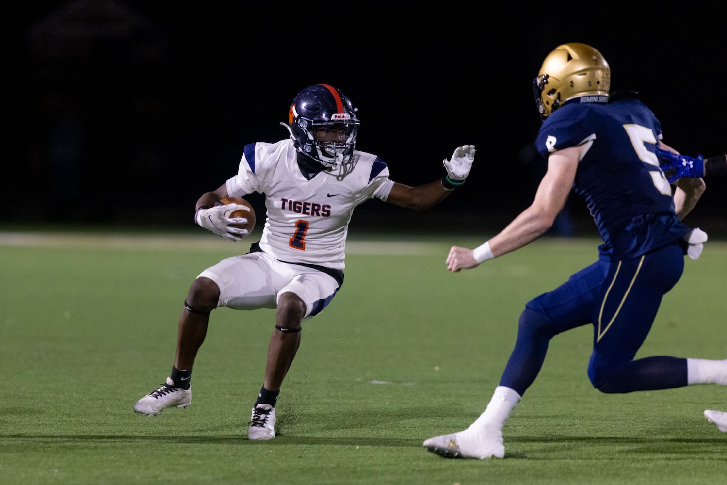 Mundy's Mill’s Dajuan Springer (1) runs the ball during a GHSA High School football game between St. Pius and Mundy’s Mill at St. Pius Catholic School in Atlanta, GA, on Friday, November 11, 2022.(Photo/Jenn Finch)