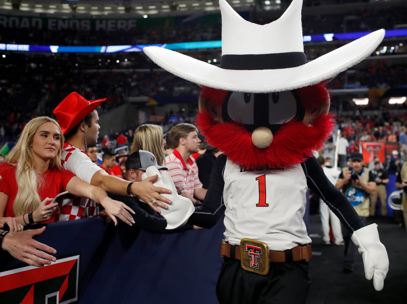 Photos: Final Four Championship: Virginia fans