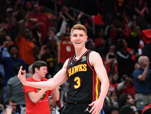 Atlanta Hawks guard Kevin Huerter (3) celebrates after scoring a 3-point basket. (Hyosub Shin / Hyosub.Shin@ajc.com)