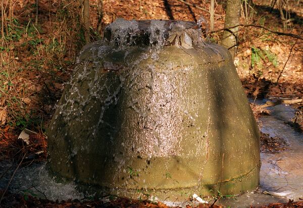 980201 - COBB COUNTY, GA. - Some of the smelly water coming out a drain pipe near the jogging trail in the Cochran Shoals Park on the Chattahoochee River near Power's Ferry Landing. Cochran Shoals is on the south end of the Chattahoochee River National Recreation Area. (AJC Staff Photo/Louis Favorite)