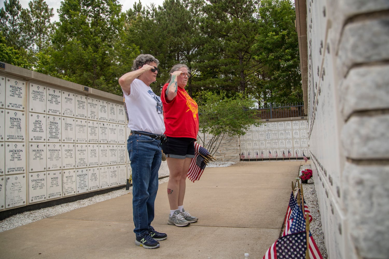 CEMETERY FLAG PHOTOS