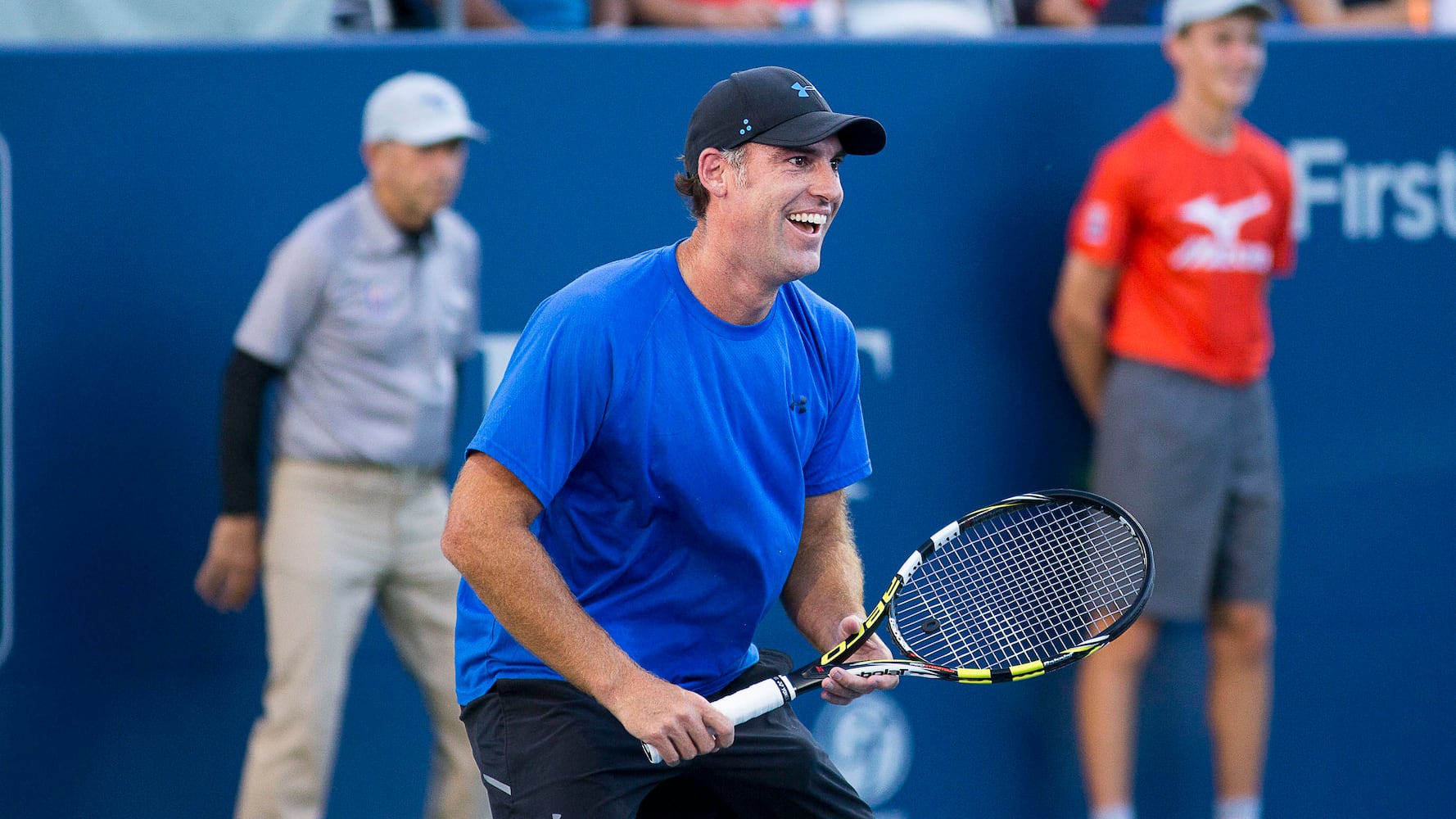 Robby Ginepri victorious over Andy Roddick at BB&T Atlanta Open exhibition