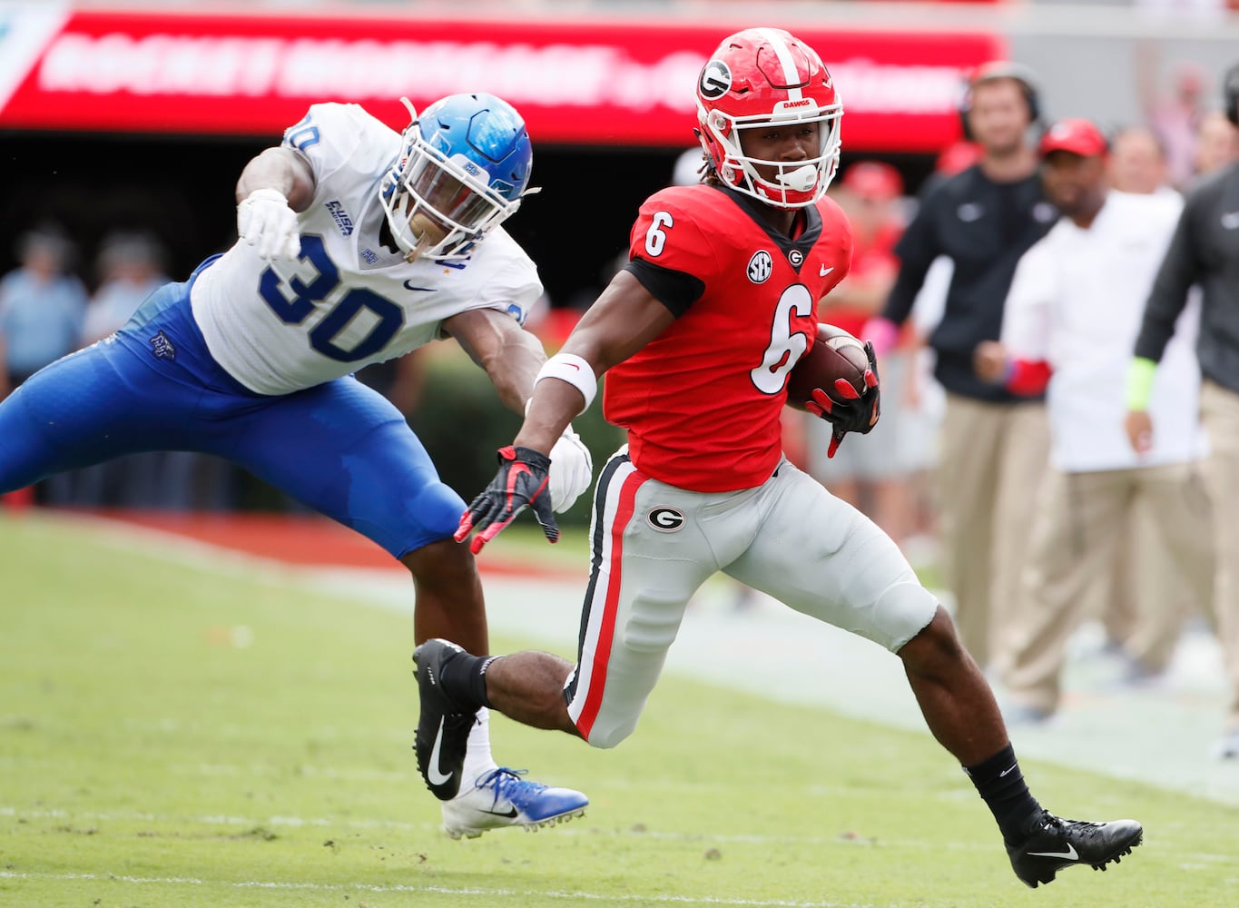 Photos: Bulldogs crush Middle Tennessee too