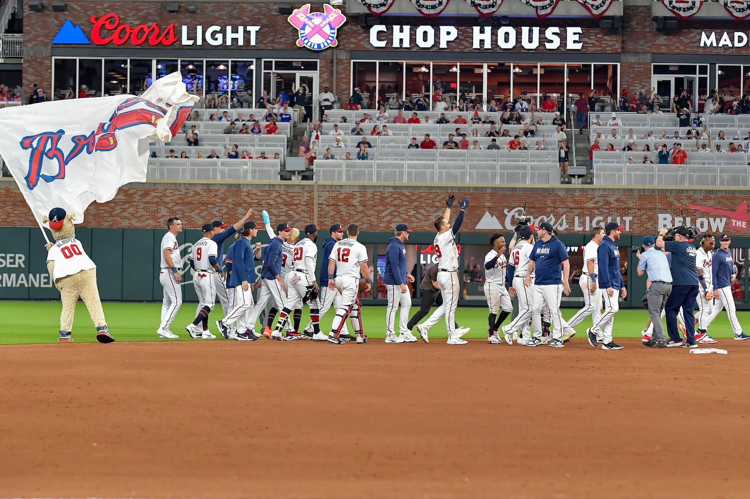 040723 BRAVES PHOTO