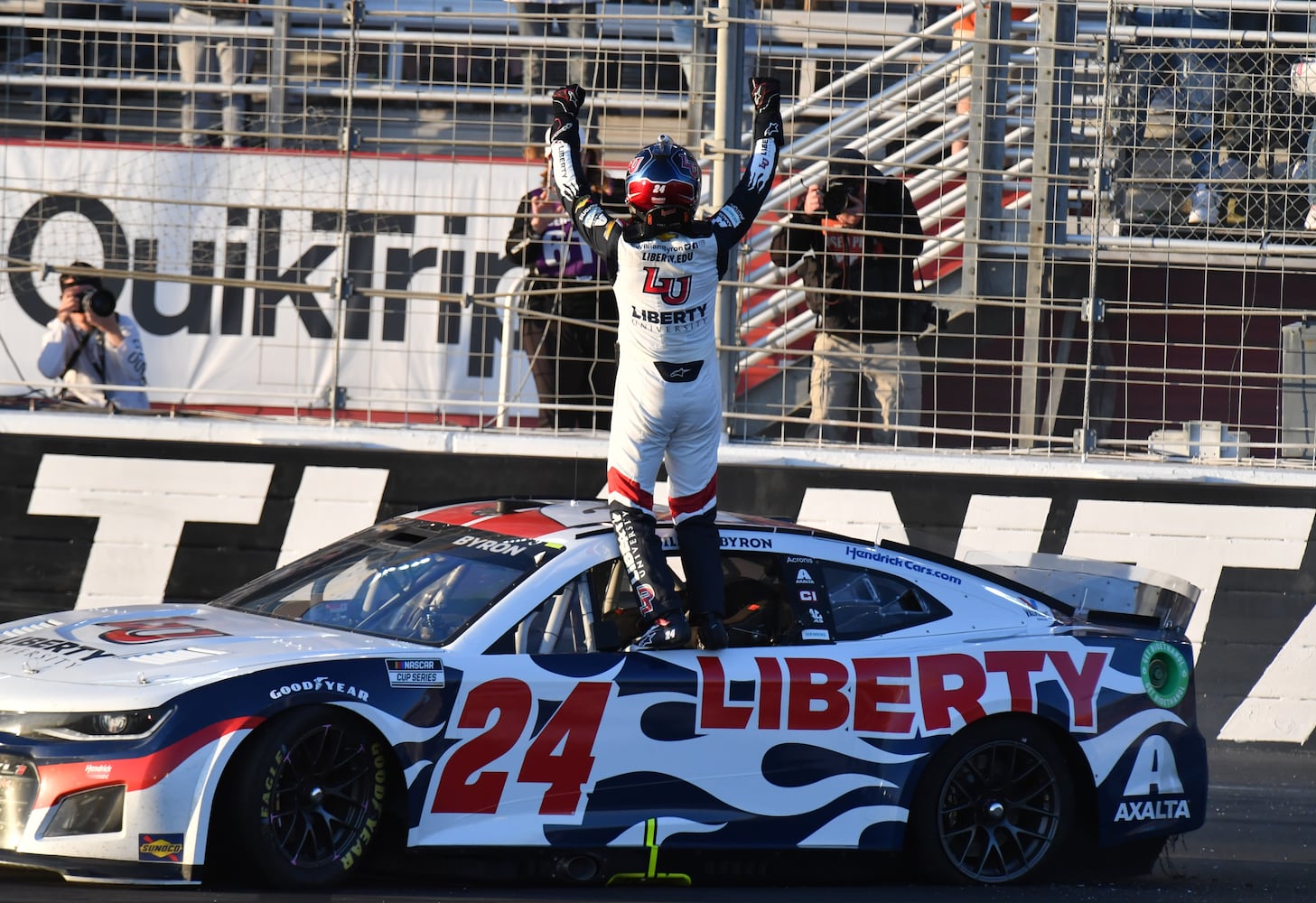 Folds of Honor QuikTrip 500 photo