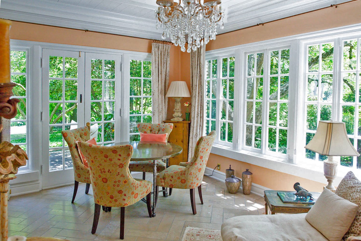 Designer wallcovering gives a serene vibe at Druid Hills home