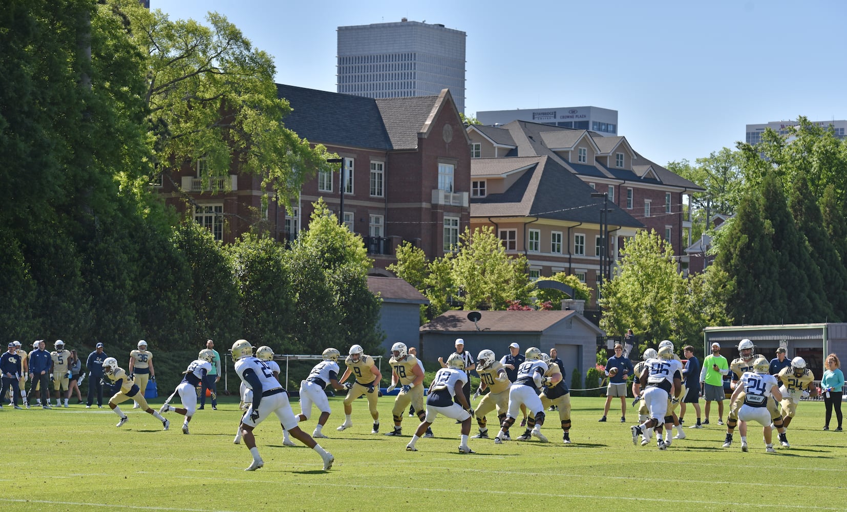 Photos: Georgia Tech puts on the pads at spring practice