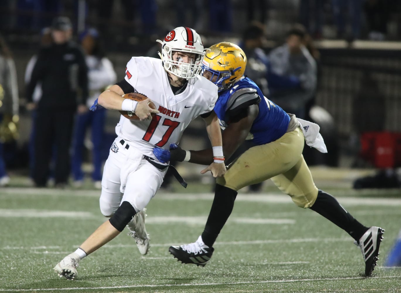 Photos: Quarterfinal round of high school football state playoffs